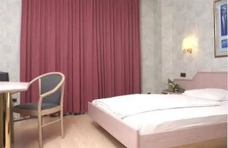 Hotel Astoria Frankfurt am Main 3*,  Deutschland