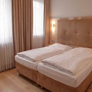 Hotel Am Kurfürstenplatz - Messe, Frankfurt am Main