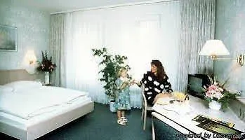 Hotel Astoria Frankfurt am Main 3*,