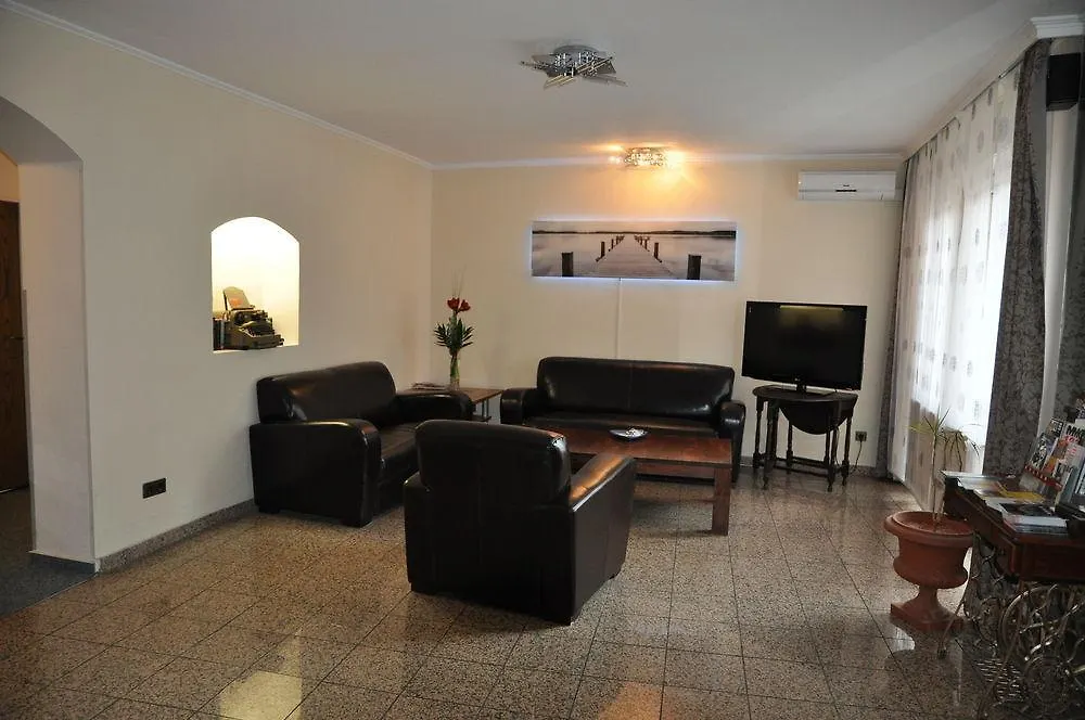 Hotel Astoria Francfort-sur-le-Main 3*,